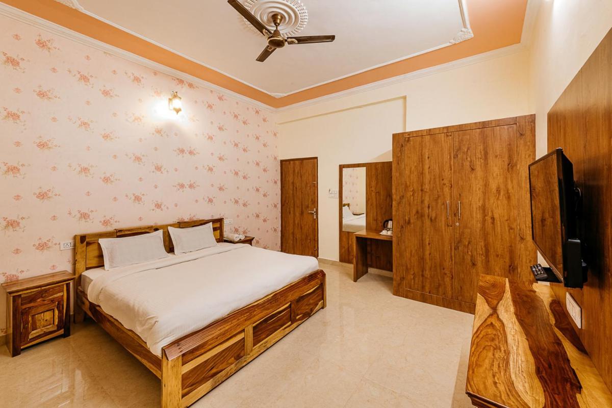 Aditya Palace Pushkar Exterior photo
